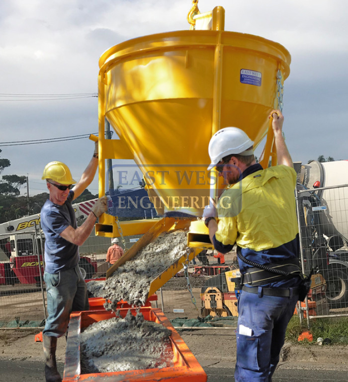 CKM Concrete Kibble - discharge from side of unit