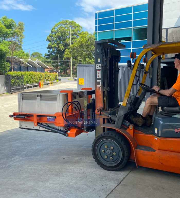 FBT Hydraulic Forward Bin Tipper