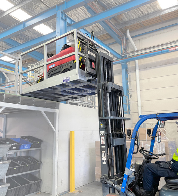 FGPE200 Ramped Forklift Goods Lifting Platform
