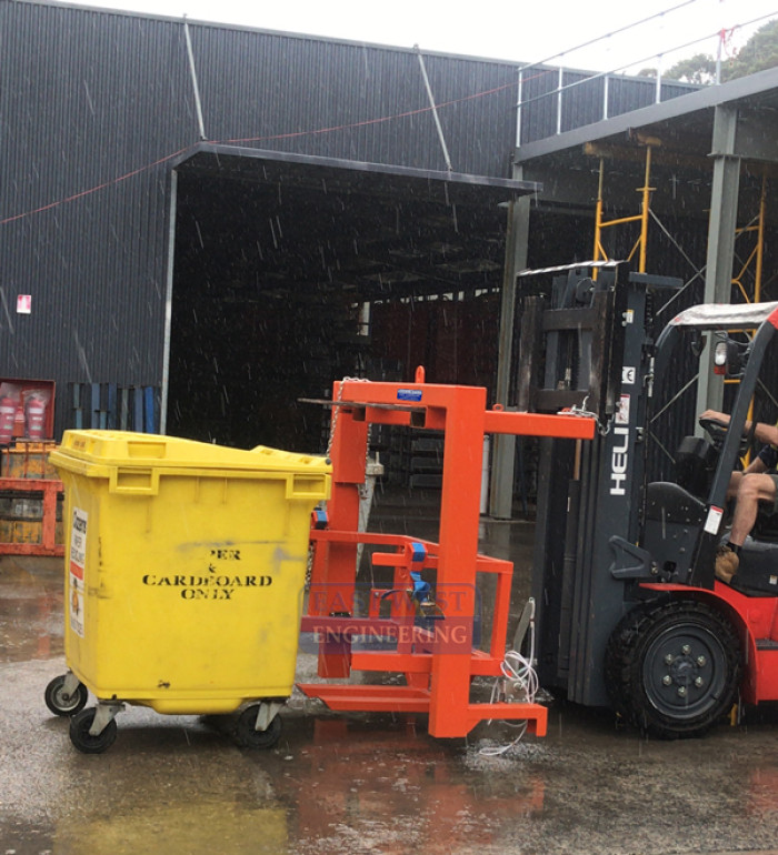 FWC66 660 & 1100L Wheelie Bin Tipper