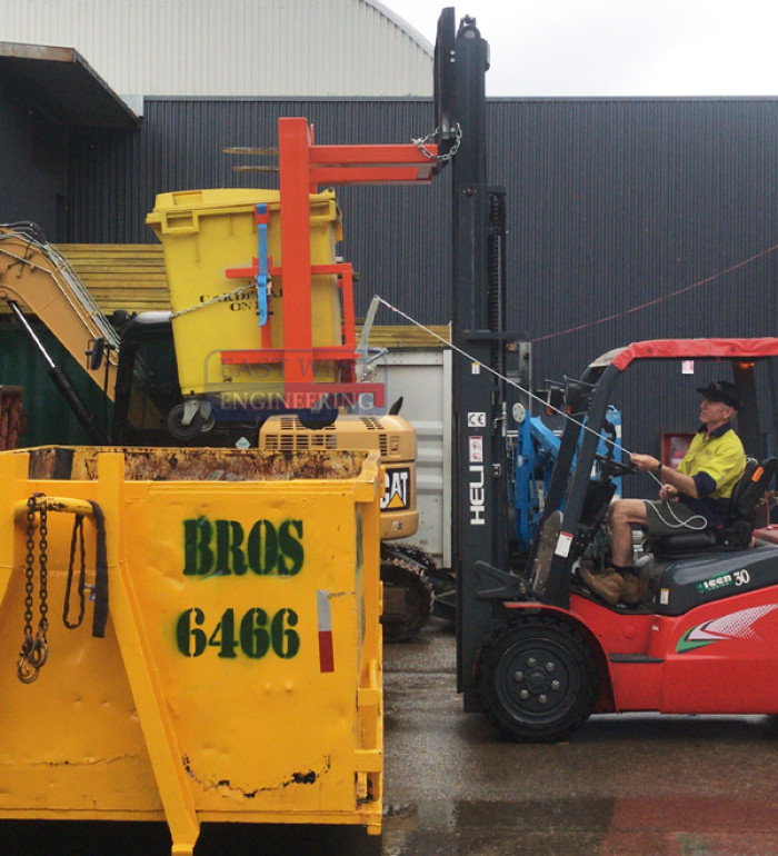 FWC66 660 & 1100L Wheelie Bin Tipper