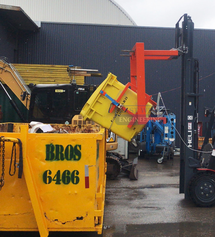FWC66 660 & 1100L Wheelie Bin Tipper