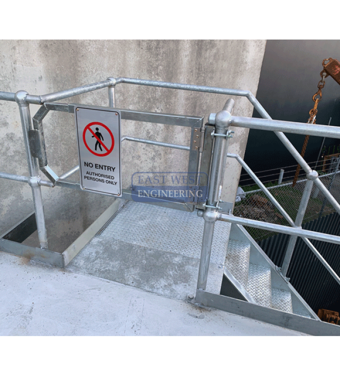 USG12 Safety Swing Gate