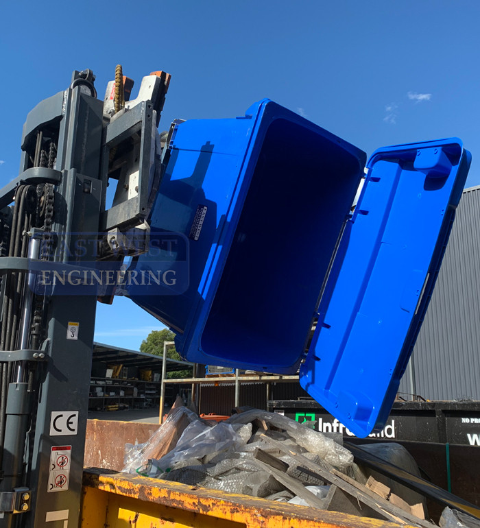 W660PRB 660L Wheelie Bin with Rotator Base